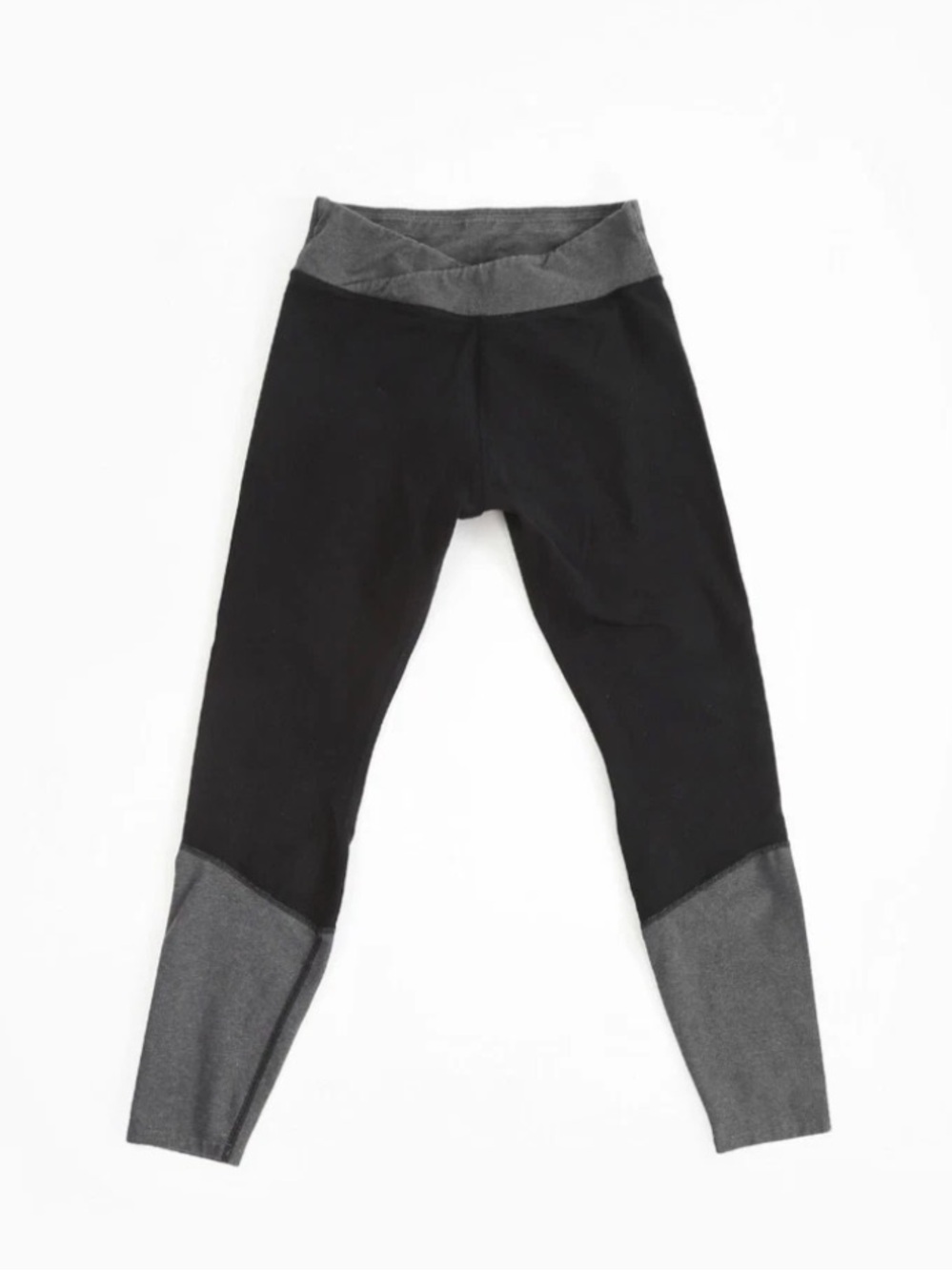 PACT Organic cotton black + gray color block leggings Sz. L